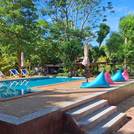 帕纳长滩度假村 Ko Lanta 外观 照片