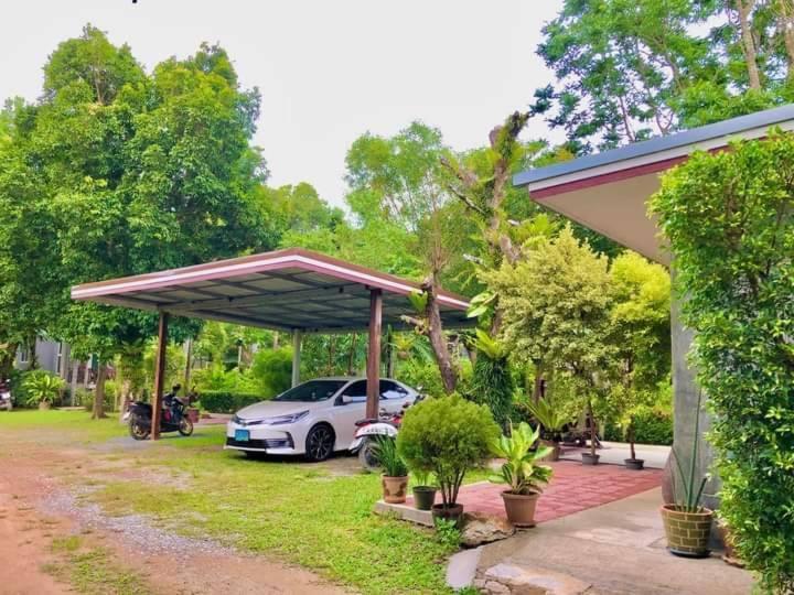 帕纳长滩度假村 Ko Lanta 外观 照片
