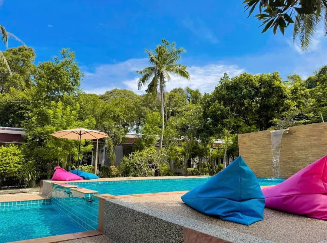 帕纳长滩度假村 Ko Lanta 外观 照片